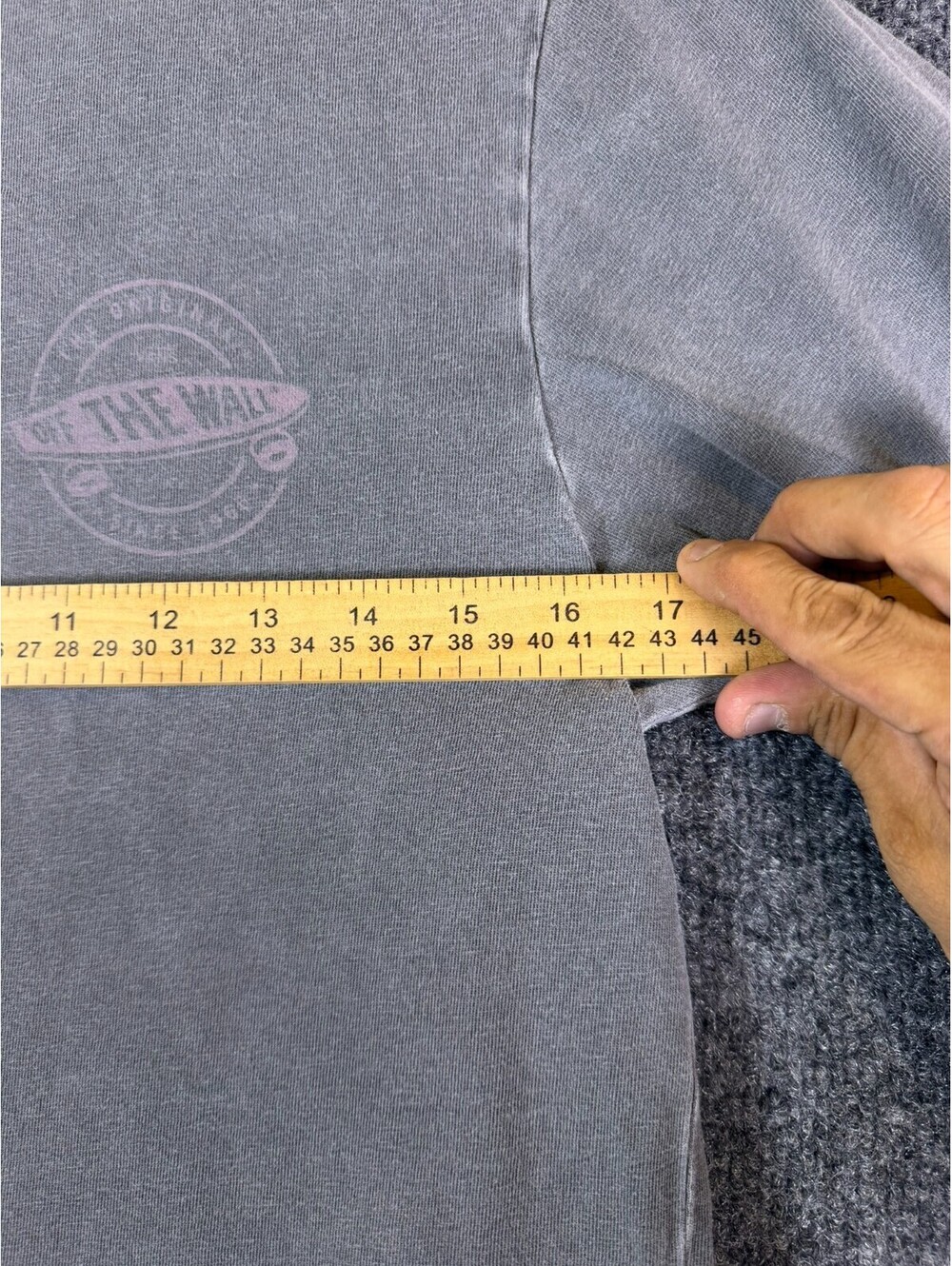 Vans Off The Wall T Shirt Mens Small Gray Faded Graphic Skater Premium Soft Fast - Picture 5 of 7